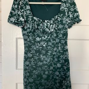 Forever 21 floral short sleeve dress